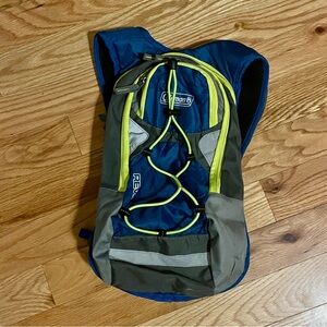 Coleman Revel 8L Hydration Backpack Blue Grey, Gift Idea